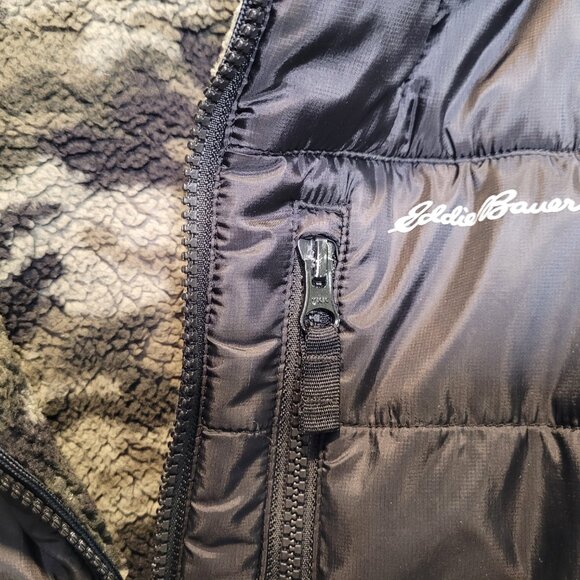 Boys' reversible black puffer / camo fleece jacket - L (10-12) - Picture 3 of 6